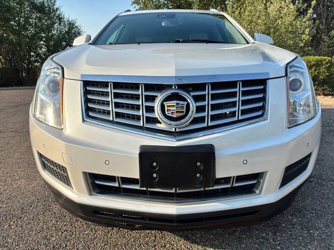 Used 2016 Cadillac SRX Luxury w/ Driver Awareness Package AWD/4WD image 3