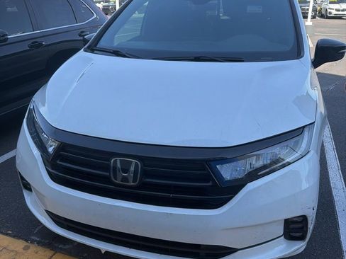 Used 2023 Honda Odyssey Sport image 1