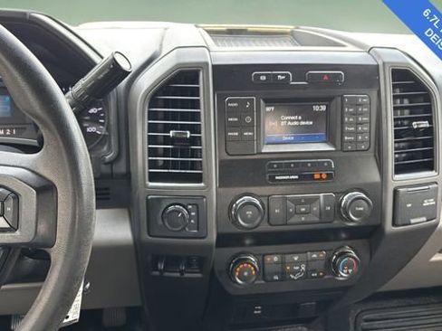 Used 2019 Ford F550 4x4 Crew Cab Super Duty image 10