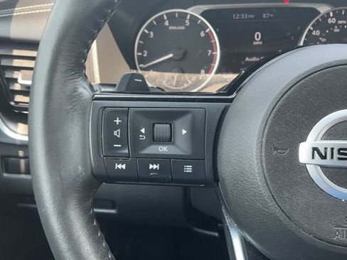 Used 2021 Nissan Rogue SV w/ Premium Package AWD/4WD image 12