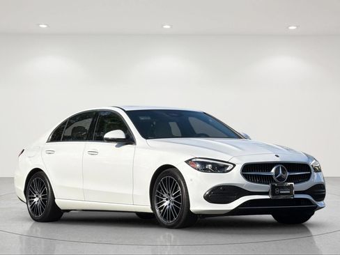 Used 2025 Mercedes-Benz C 300 Sedan image 7