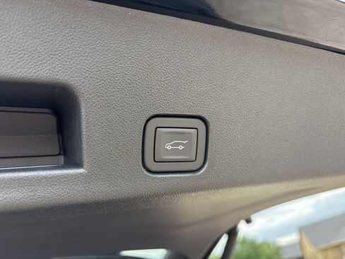 New 2026 GMC Acadia Elevation w/ Elevation Premium Package FWD image 20
