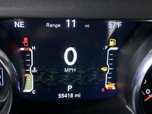 Used 2021 Jeep Gladiator Sport AWD/4WD image 12