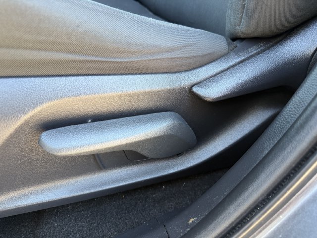 Used 2019 Toyota RAV4 LE w/ All Weather Liner Package FWD image 23