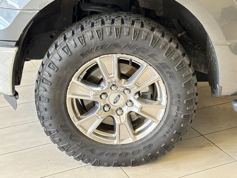 Used 2016 Ford F150 XLT w/ Equipment Group 302A Luxury image 24