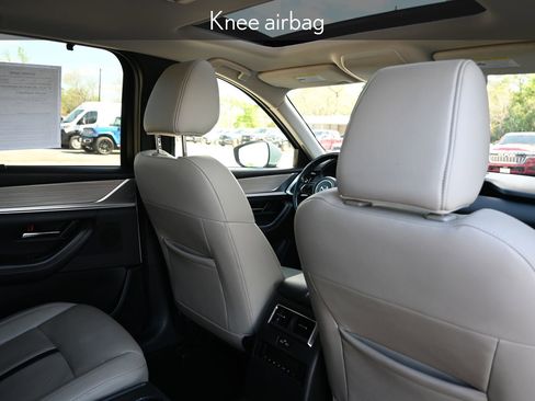 Used 2024 MAZDA CX-90 3.3 Turbo w/ Preferred Plus image 28