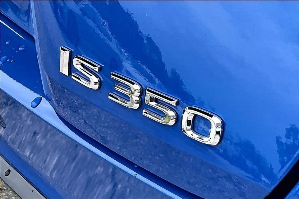 Used 2022 Lexus IS 350 F Sport w/ Navigation Package RWD image 9