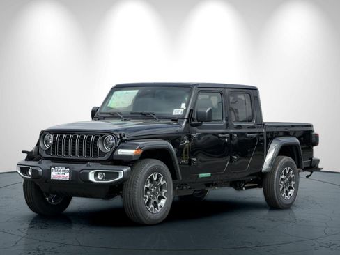 New 2026 Jeep Gladiator Sport AWD/4WD image 8