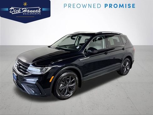 Certified 2023 Volkswagen Tiguan SE w/ Panoramic Sunroof Package image 1