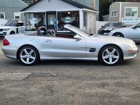 Used 2005 Mercedes-Benz SL 500 image 8