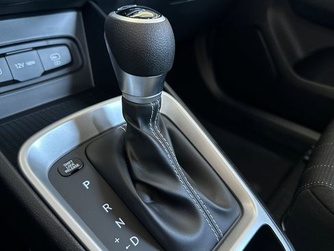 New 2026 Hyundai Venue SE FWD image 21