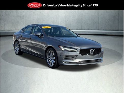 Used 2017 Volvo S90 T6 Momentum w/ Vision Package image 1