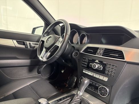 Used 2013 Mercedes-Benz C 300 4MATIC Sedan image 9
