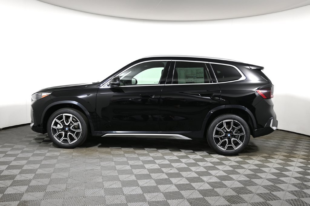 Used 2026 BMW X1 xDrive28i w/ Convenience Package AWD/4WD image 2