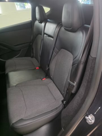 Used 2026 Tesla Model Y 2WD image 16