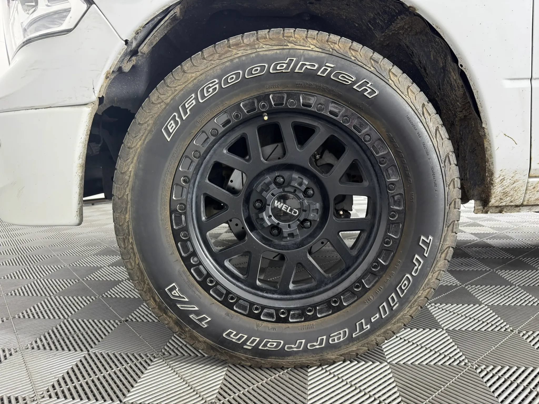 Used 2015 RAM 1500 Limited AWD/4WD image 42