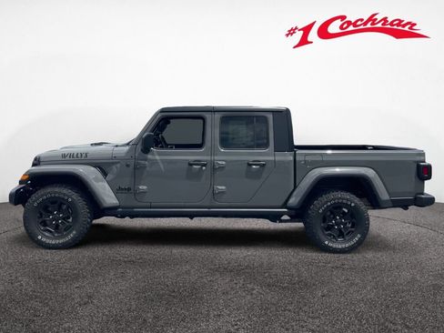 Used 2022 Jeep Gladiator Sport AWD/4WD image 23