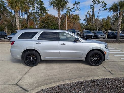 Used 2023 Dodge Durango GT image 2