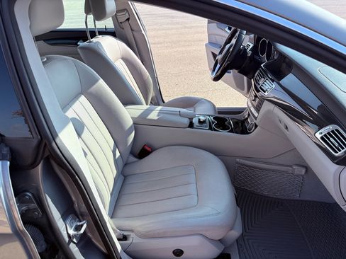 Used 2012 Mercedes-Benz CLS 550 CLS550 image 26