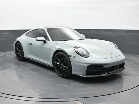Certified 2025 Porsche 911 Carrera RWD image 20
