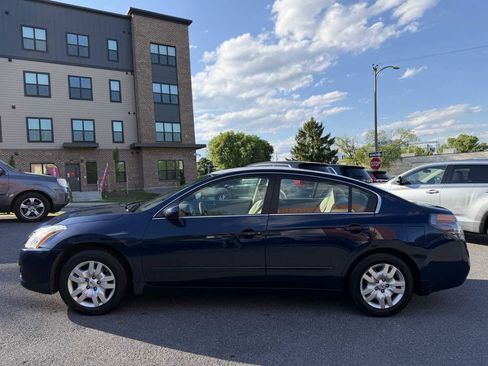 Used 2012 Nissan Altima 2.5 S FWD image 4