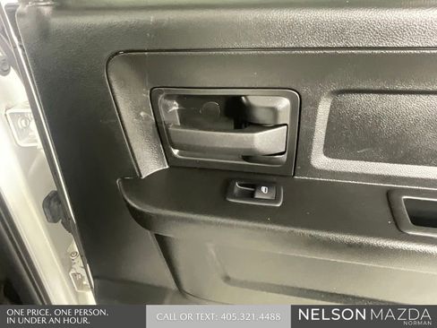 Used 2021 RAM 2500 Tradesman w/ Chrome Appearance Group AWD/4WD image 23
