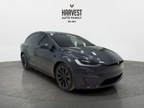 Used 2024 Tesla Model X image 10