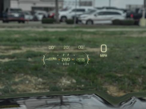 Used 2023 GMC Yukon XL Denali w/ Denali Reserve Package image 29