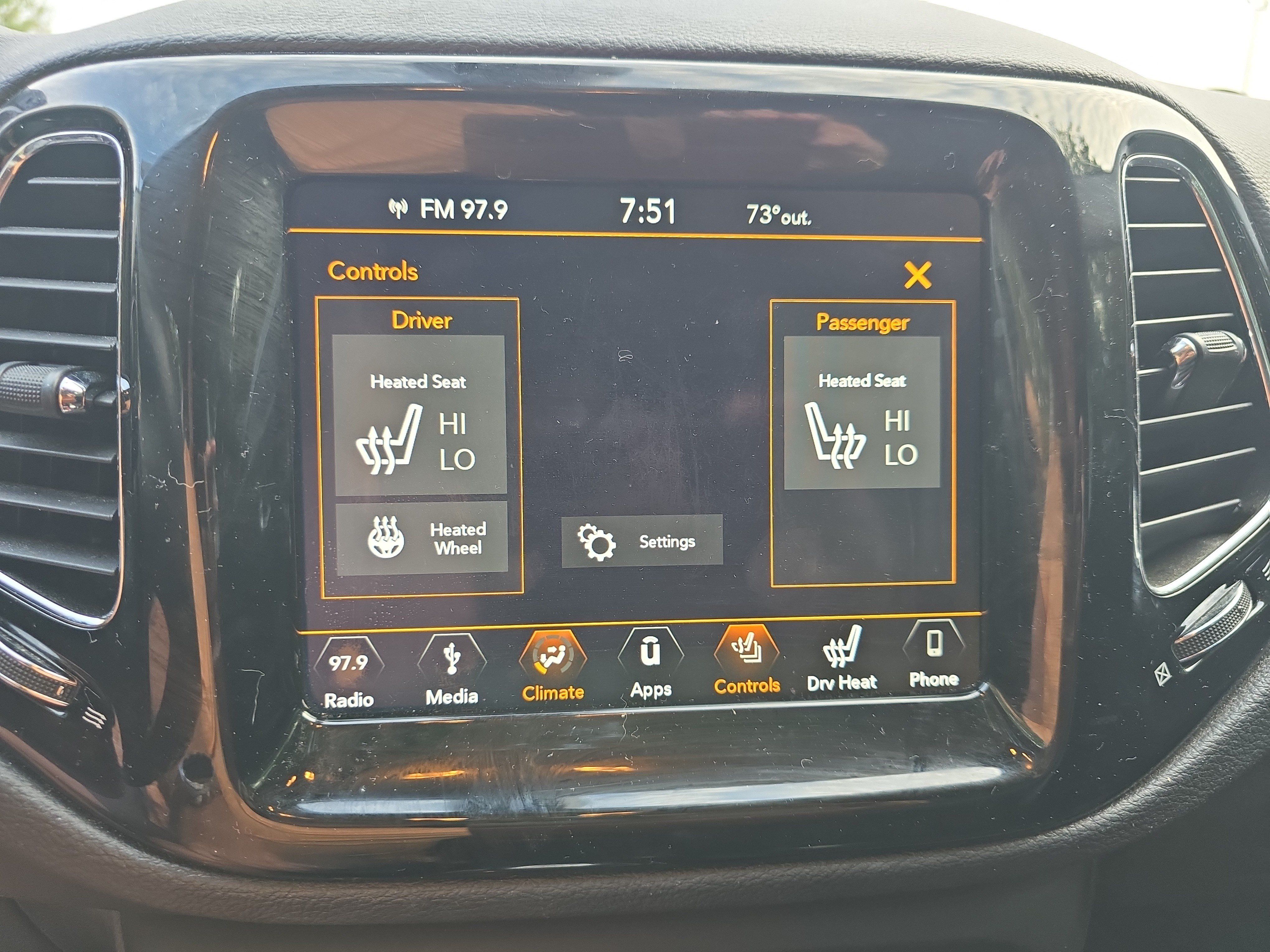 Used 2018 Jeep Compass Latitude w/ Popular Equipment Group AWD/4WD image 24