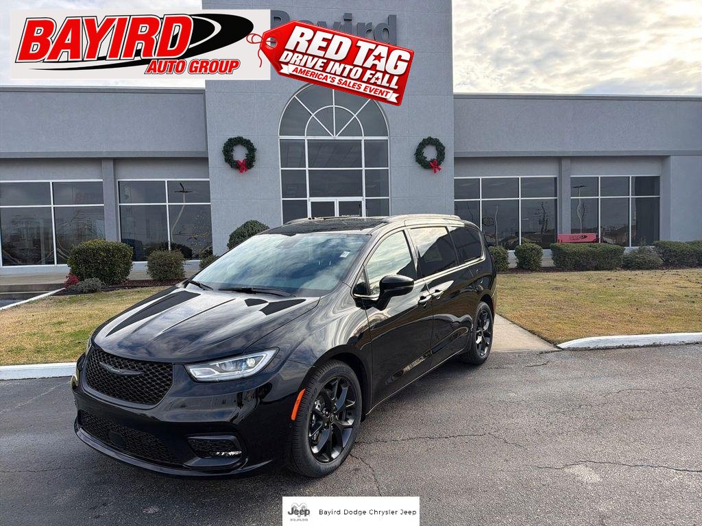 New 2026 Chrysler Pacifica Select w/ S Appearance Package FWD image 1
