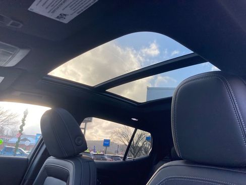 New 2026 Chevrolet Equinox EV LT image 10