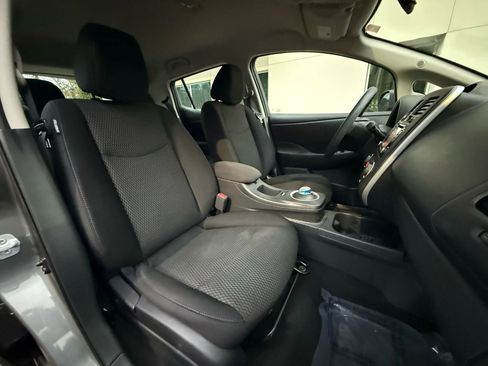 Used 2017 Nissan Leaf S w/ Charge Package image 29