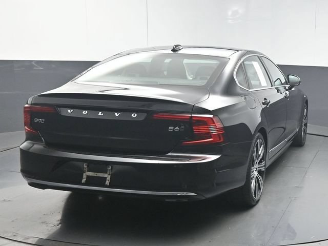Used 2023 Volvo S90 B6 Plus AWD/4WD image 7