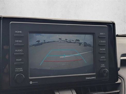 Used 2019 Toyota Corolla SE FWD image 10