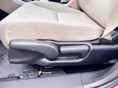 Used 2017 Honda Accord LX image 9