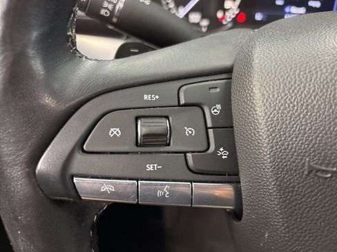 Used 2020 Cadillac XT4 Premium Luxury AWD/4WD image 40