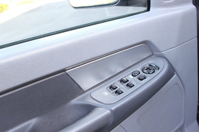 Used 2007 Dodge Ram 3500 Truck SLT w/ Quad Cab Big Horn Value Group AWD/4WD image 11