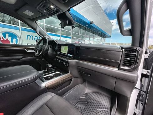 Certified 2024 Chevrolet Silverado 1500 LT Trail Boss w/ Convenience Package II AWD/4WD image 30