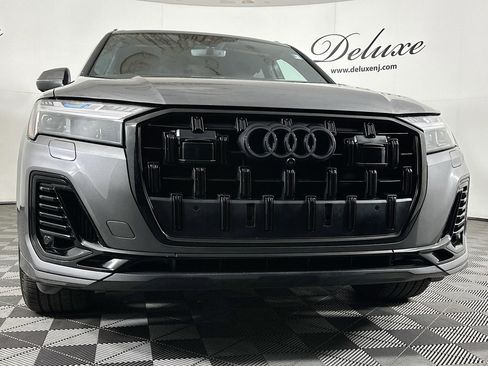 Used 2025 Audi Q7 3.0T Prestige w/ Prestige Package AWD/4WD image 34