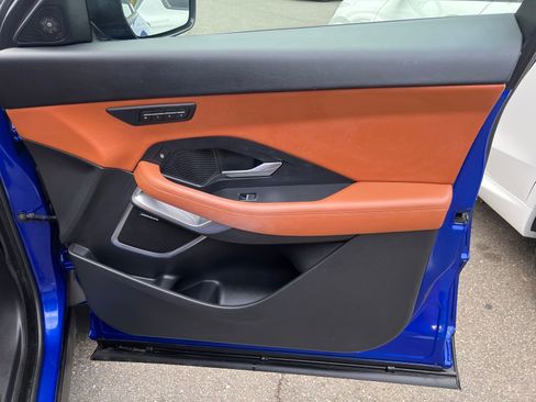 Used 2020 Jaguar E-PACE SE image 27