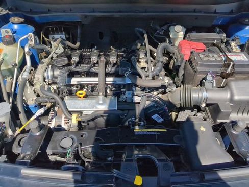 Used 2021 Nissan Kicks SR FWD image 31