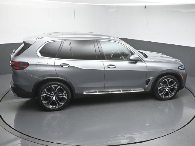 Used 2026 BMW X5 xDrive40i w/ Climate Comfort Package AWD/4WD image 50