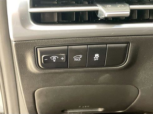 Used 2025 Hyundai Tucson SEL image 14