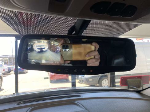 Used 2012 Buick Enclave Leather image 17