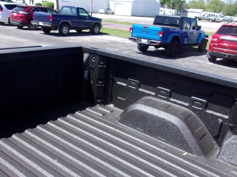 Used 2024 Chevrolet Silverado 1500 Custom Trail Boss image 7