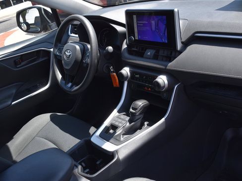 Used 2024 Toyota RAV4 LE AWD/4WD image 13
