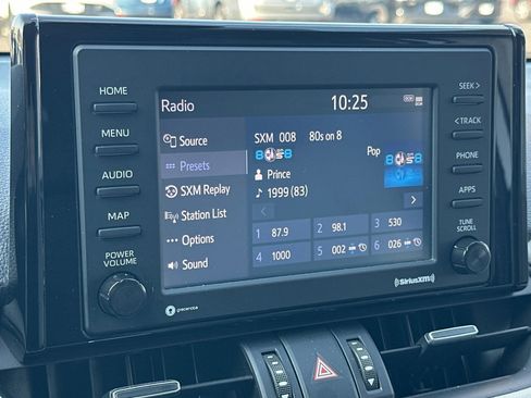 Certified 2022 Toyota RAV4 XLE Premium image 18