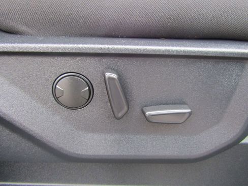 Used 2023 Ford F150 XLT w/ Equipment Group 302A High image 39