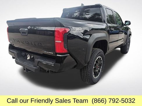 Certified 2024 Toyota Tacoma TRD Off-Road AWD/4WD image 6