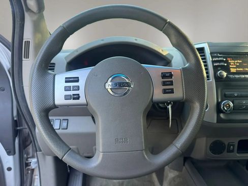 Used 2013 Nissan Frontier SV RWD image 17